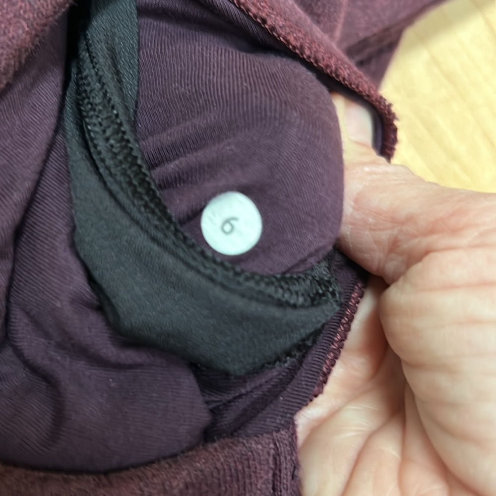 Lululemon women’s Jacket 6 - Picture 4 of 7